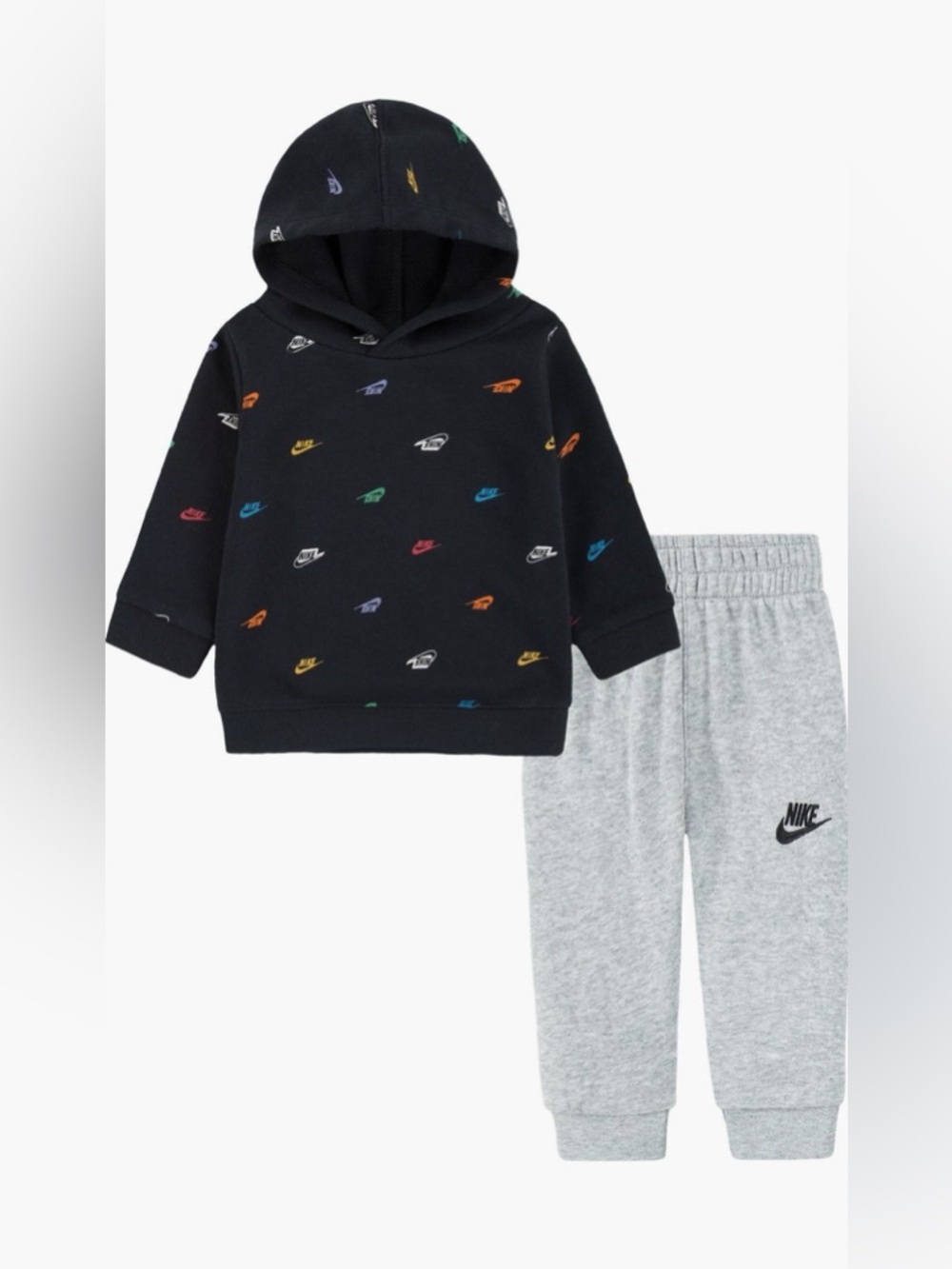 Nike | Graphic Hoodie & Sweatpants Set